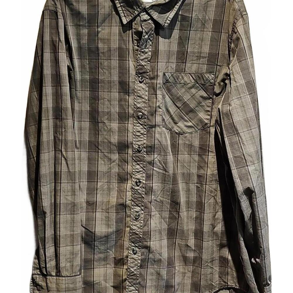 Magellan long sleeve plaid button down size XL. Classic fit